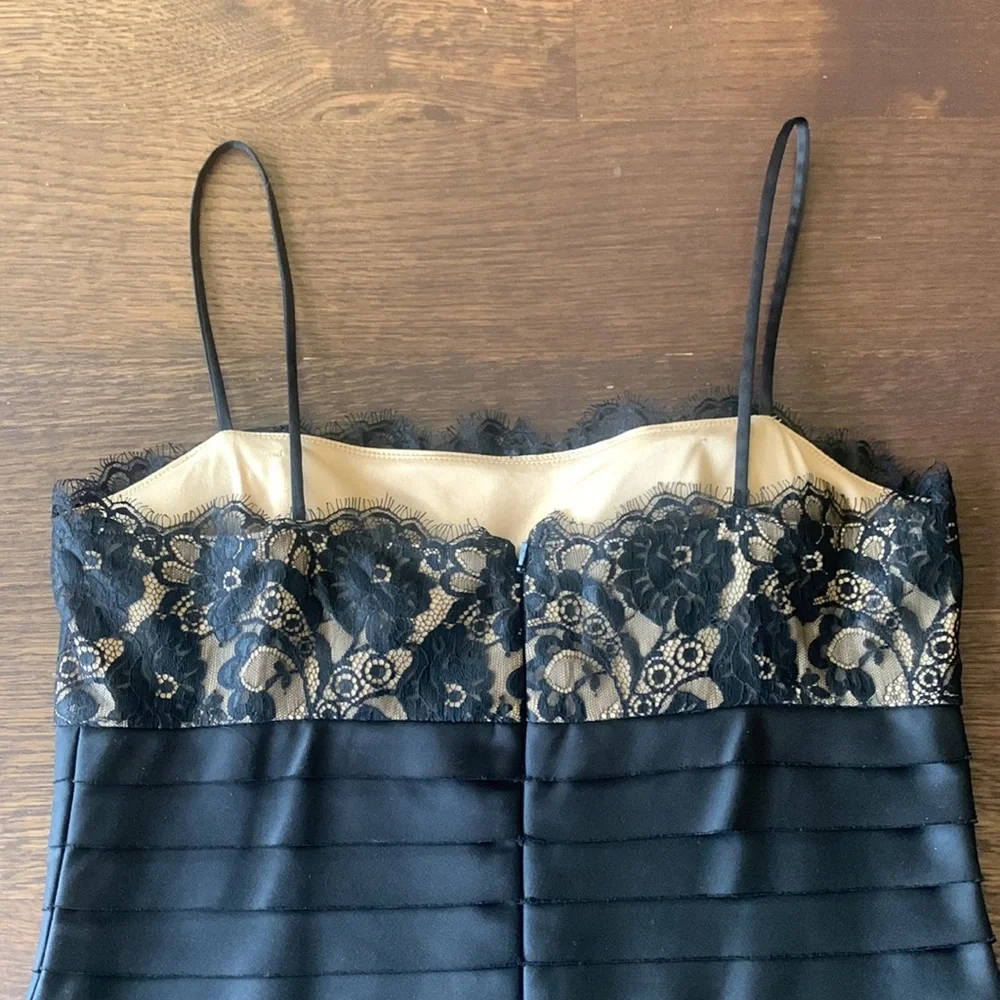 Tiered Satin Cocktail Dress with Lace - Picture 5 of 5
